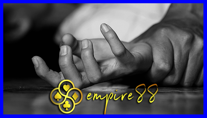 Kisah Seorang Siswi Selama 12 Tahun Hidup Dalam Ketakutan