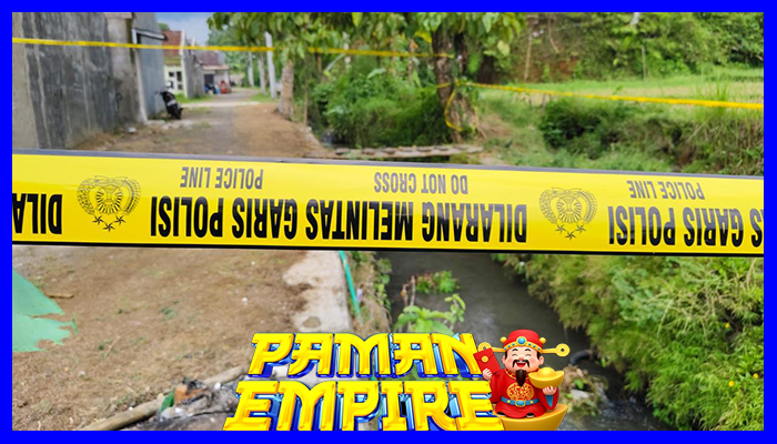 Mayat Lansia Ditemukan Mengambang Di Selokan Cijambe