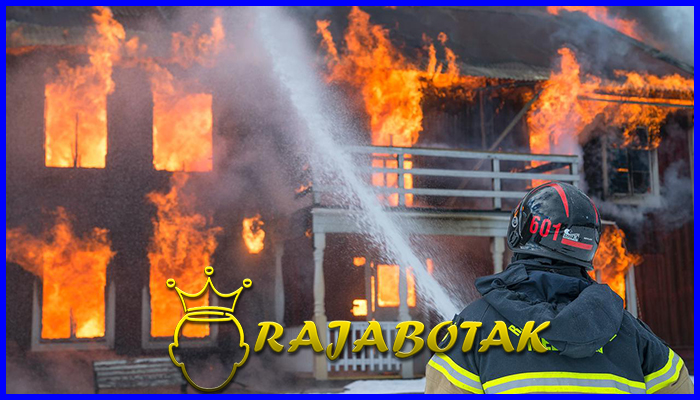 Tragedi Suami Diduga Bakar Istri Di Banyuwangi